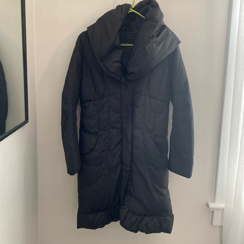 Tahari Black Puffer Winter Coat with brand new zipper.